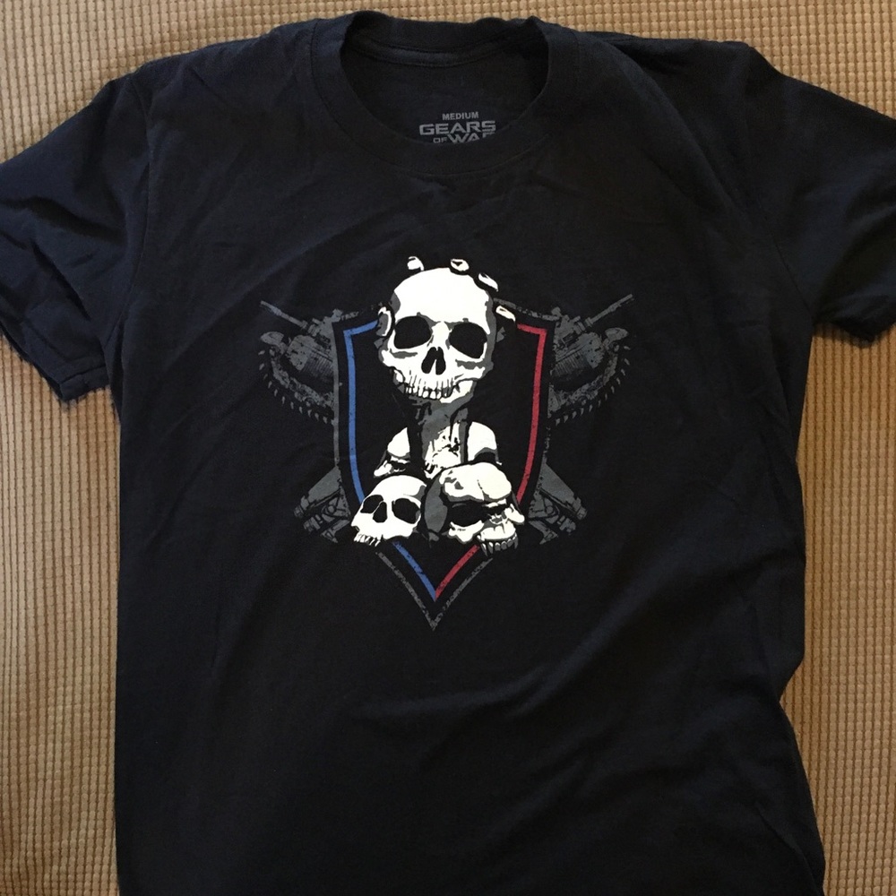 Gears of War 4 T-shirt size M